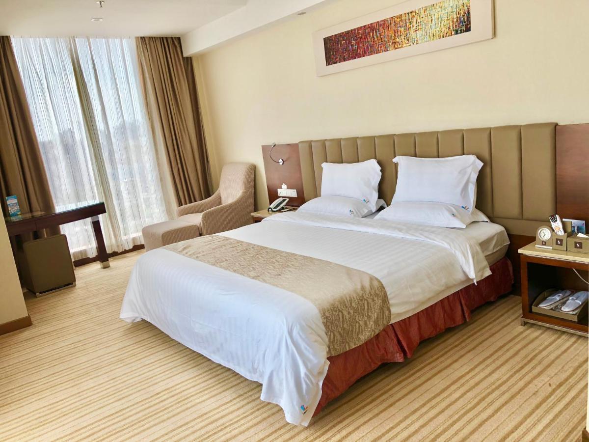 แอลโฮเต็ล ฉางเซิ่ง Hotel จูไห่ ภายนอก รูปภาพ